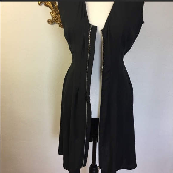 Fully zippered dress - Size 2 - Picture 4 of 5